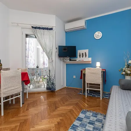 With Parking Space Baska, Krk - 22413 * Baška